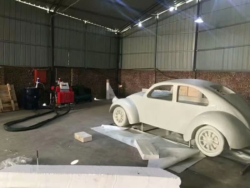 泡沫雕塑硬化用什么材料?噴涂聚脲效果怎么樣(圖3) 泡沫雕塑道具表面硬化聚脲噴涂案例