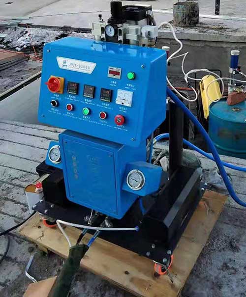 聚氨酯低壓發泡機 高壓發泡機有啥不一樣(圖3) Q2600聚氨酯高壓發泡機