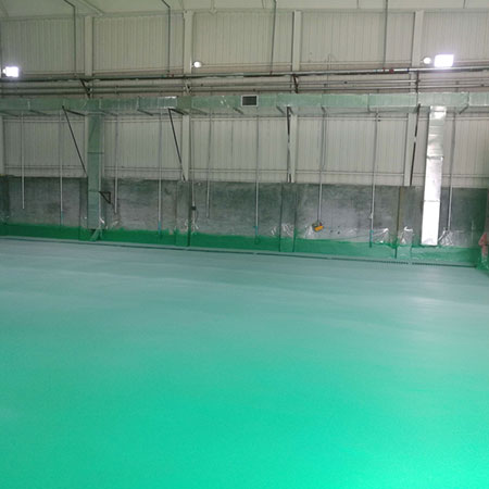 牧原聚脲地坪(圖1) 牧原養殖場豬舍耐磨地面噴涂案例