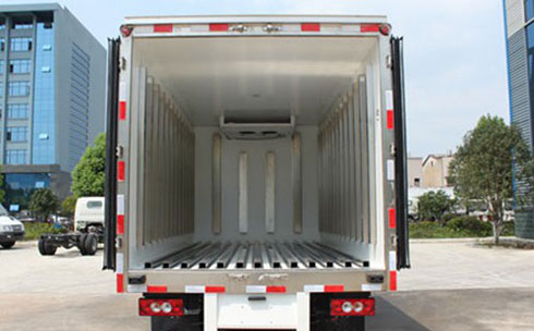 集裝箱冷庫保溫噴涂設(shè)備施工的步驟是什么?(圖3) 集裝箱冷庫保溫噴涂