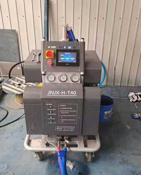 外墻高壓聚氨酯發(fā)泡機(jī)(圖1) JNJX-H-T40外墻高壓聚氨酯發(fā)泡機(jī)